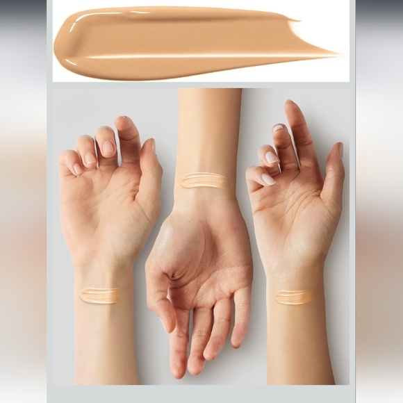 NWT COVERGIRL CG Smoothers Hydrating Makeup - Soft Honey - Picture 3 of 3